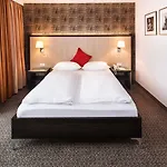Hotel Plaza